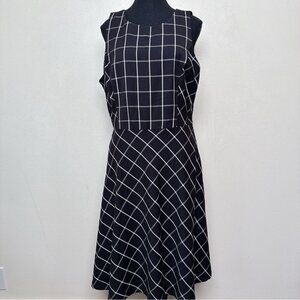 Lord & Taylor Womens 12 Window Pane Sleeveless Fit And Flare Dress